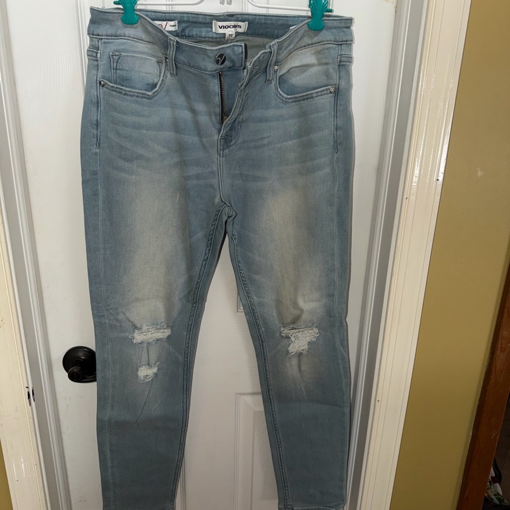 Vigoss Light Wash Skinny Distressed Jeans
